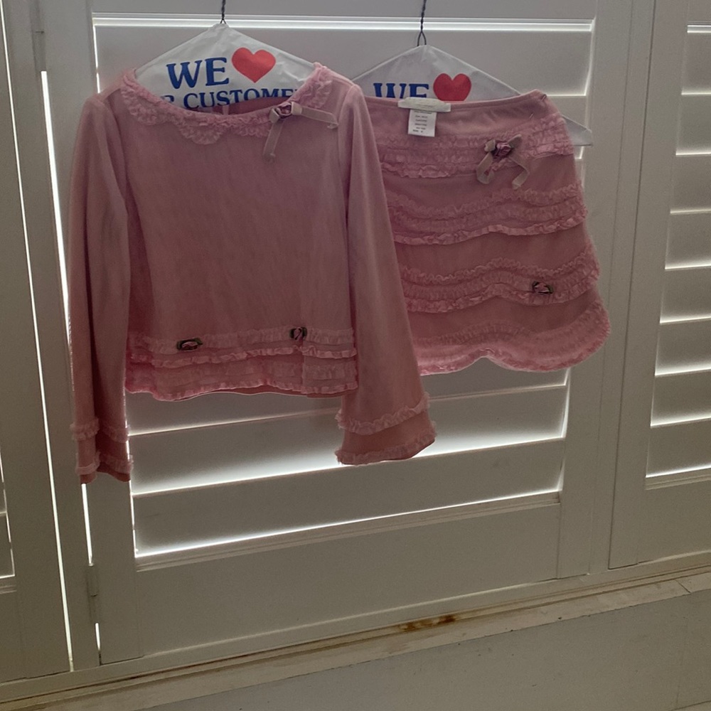 Biscotti Collezioni designer outfit